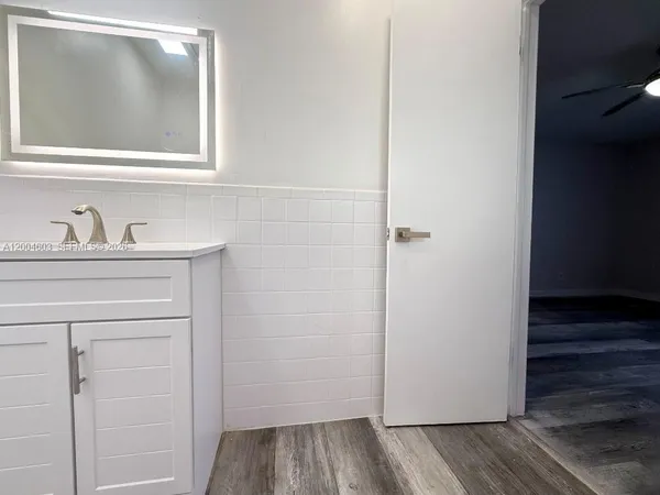 $2,750 | 15 Southeast 13th Street, Unit 17, Dania Beach, FL 33004
