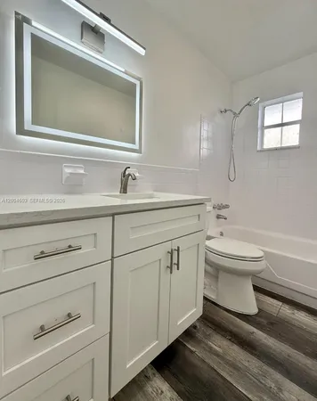 $2,750 | 15 Southeast 13th Street, Unit 17, Dania Beach, FL 33004