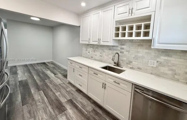 $2,750 | 15 Southeast 13th Street, Unit 17, Dania Beach, FL 33004