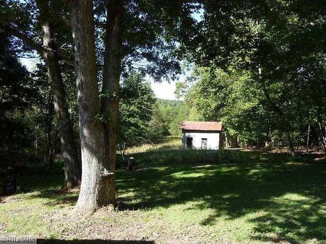 5860 Fulton Farm Road Winston-Salem, NC 27105 - Photo 4 of 14 Exterior Back.