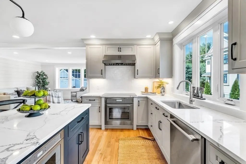 116 Conant Street, Unit 116 Concord, MA 01742 - Photo 3 of 23