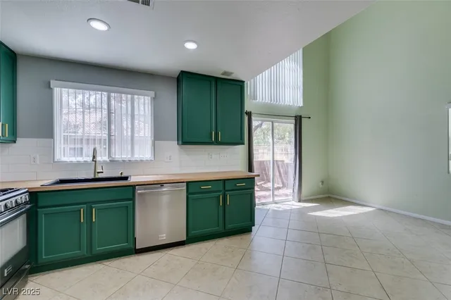 $1,845 | 2927 Sapphire Sands Court, North Las Vegas, NV 89031