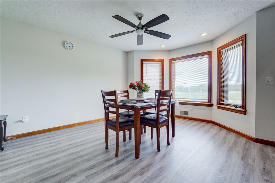289 Island Cottage Road Greece, NY 14612 - Photo 14 of 36