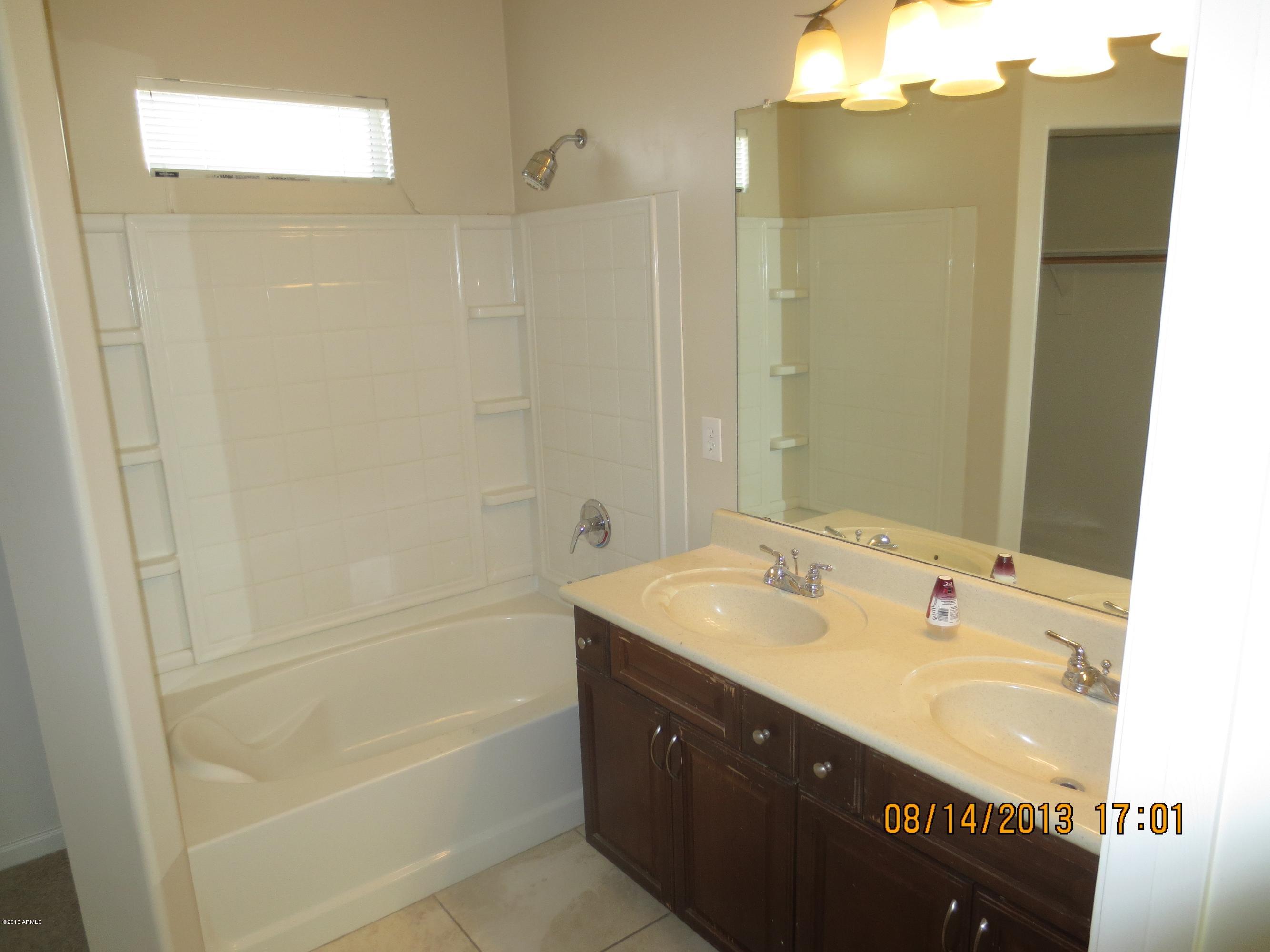 1920 East Bell Road, Unit 1052 Phoenix, AZ 85022 - Photo 12 of 16 MasterBath2