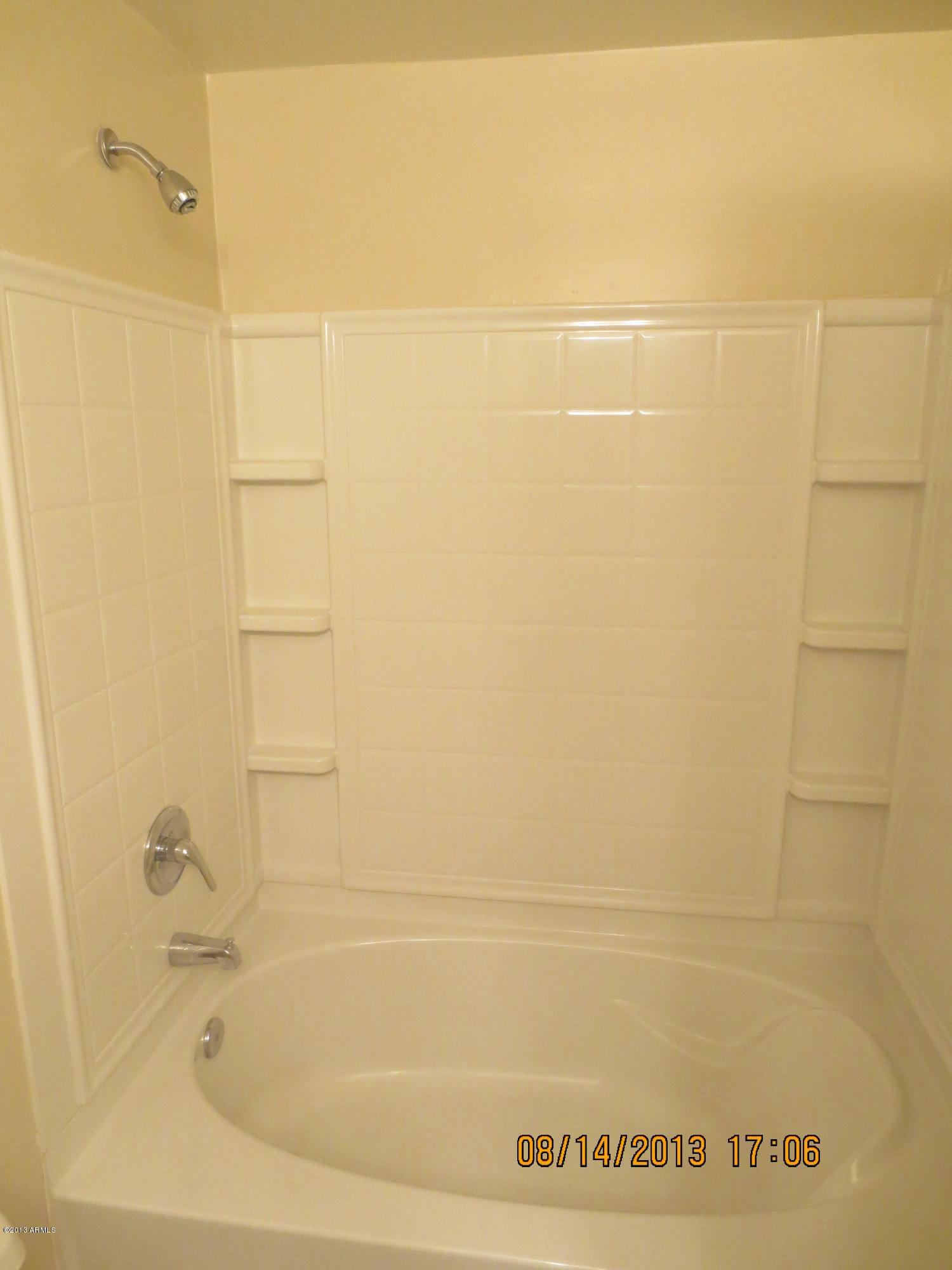 1920 East Bell Road, Unit 1052 Phoenix, AZ 85022 - Photo 15 of 16 FullGstShwr