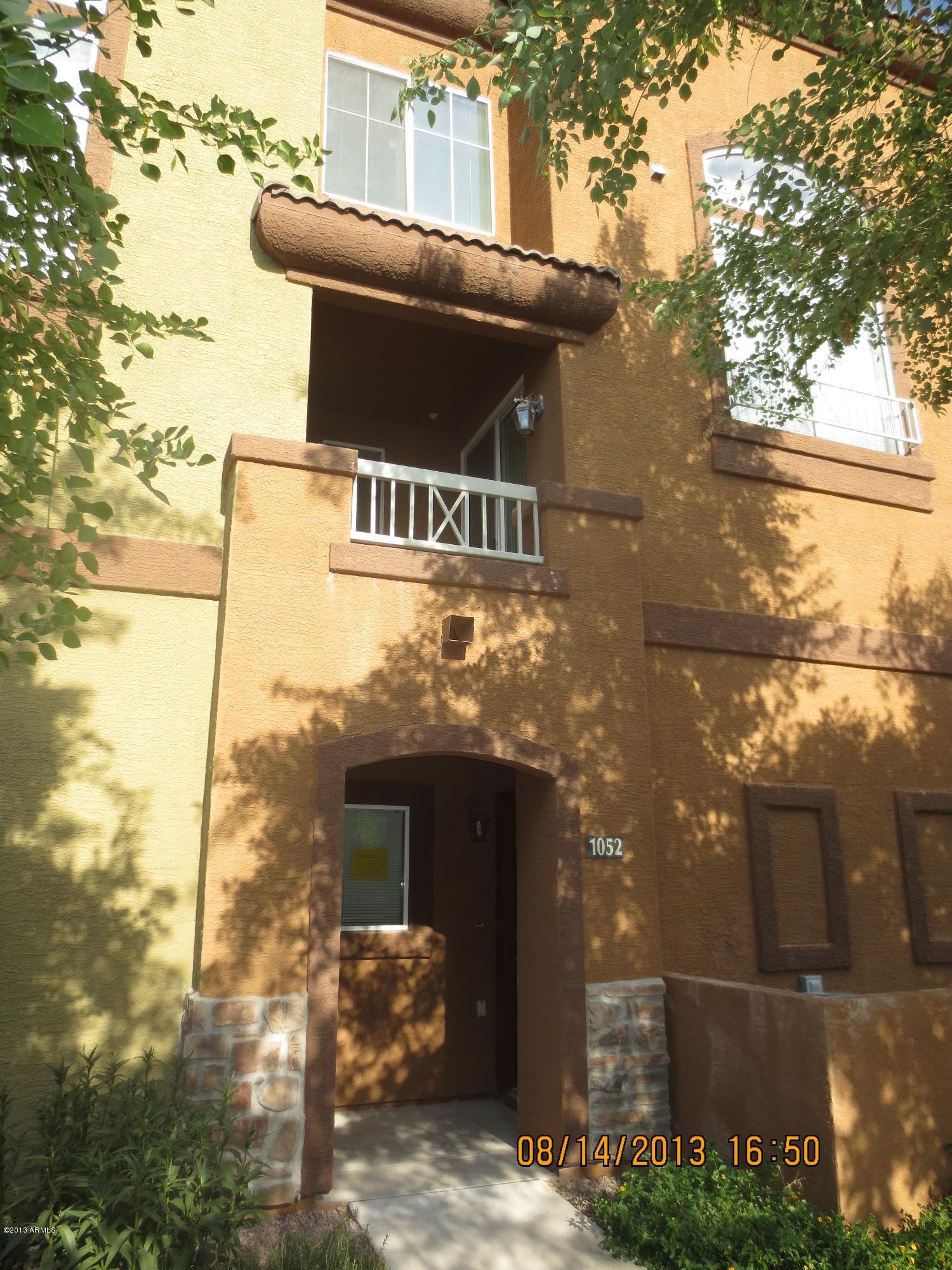 1920 East Bell Road, Unit 1052 Phoenix, AZ 85022 - Photo 2 of 16 FrontofUnit