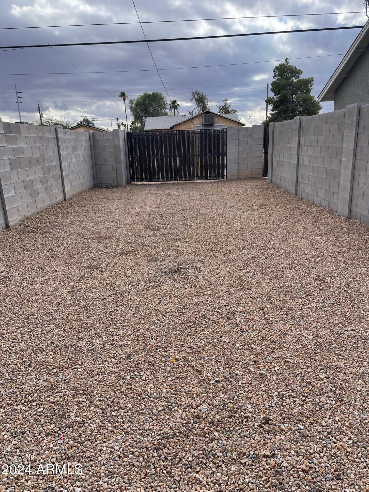 115 West 10th Street Casa Grande, AZ 85122 - Photo 14 of 14 a view of a backyard