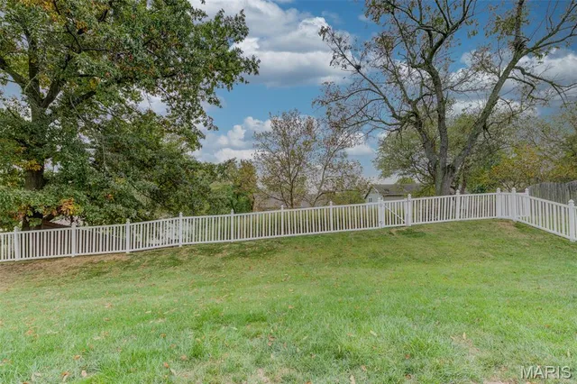 $350,000 | 807 Prince Andrew Court, St. Charles, MO 63304