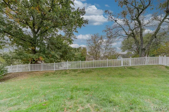 $350,000 | 807 Prince Andrew Court, St. Charles, MO 63304