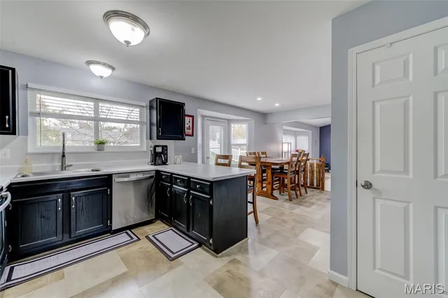 $350,000 | 807 Prince Andrew Court, St. Charles, MO 63304