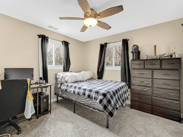 $329,900 | 31 East 14th Place, Lombard, IL 60148