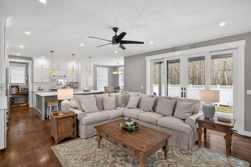 79 Neshobe Road Mashpee, MA 02649 - Photo 4 of 42