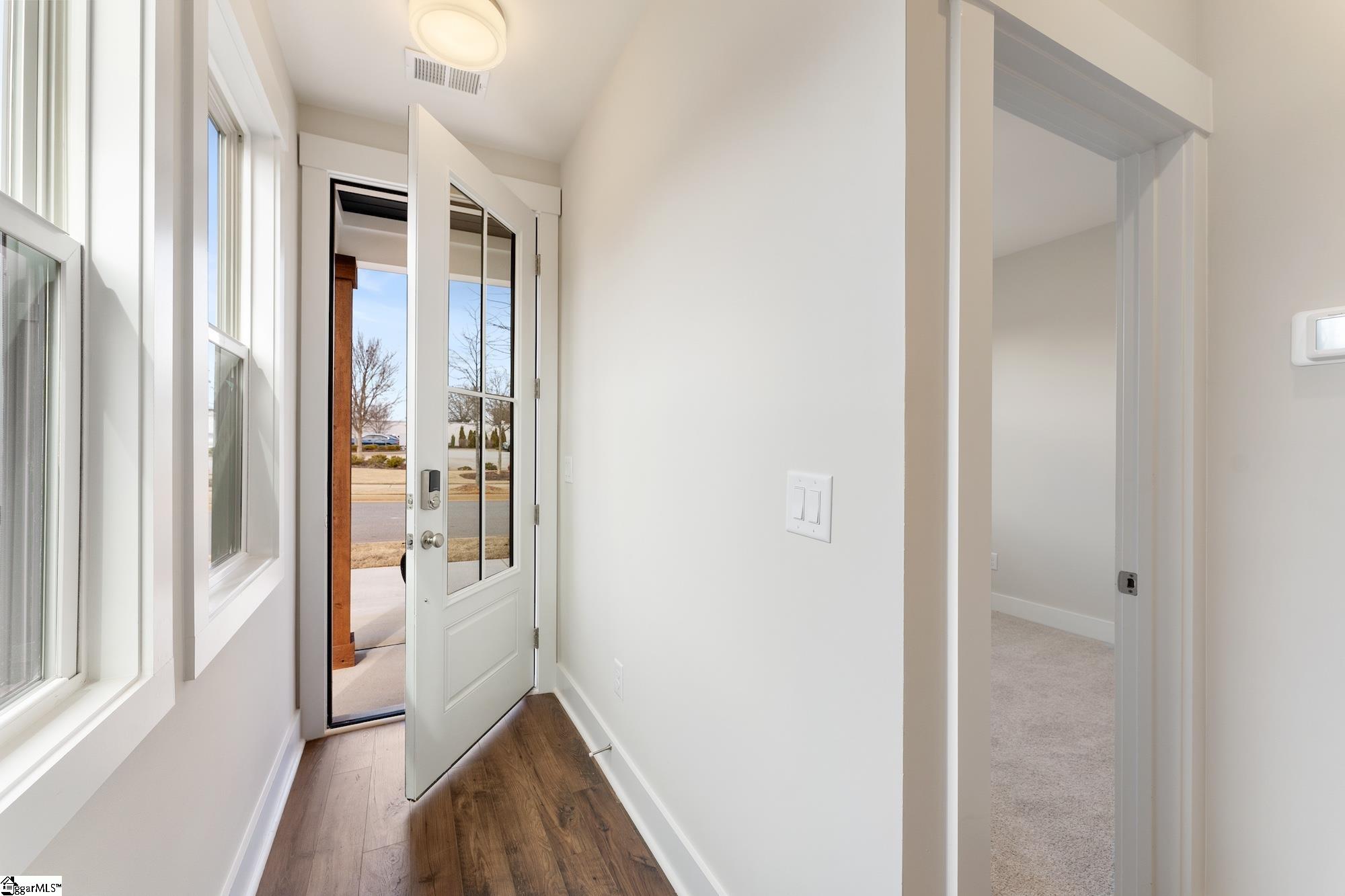 18 Renaissance Row Drive Greenville, SC 29607 - Photo 2 of 23