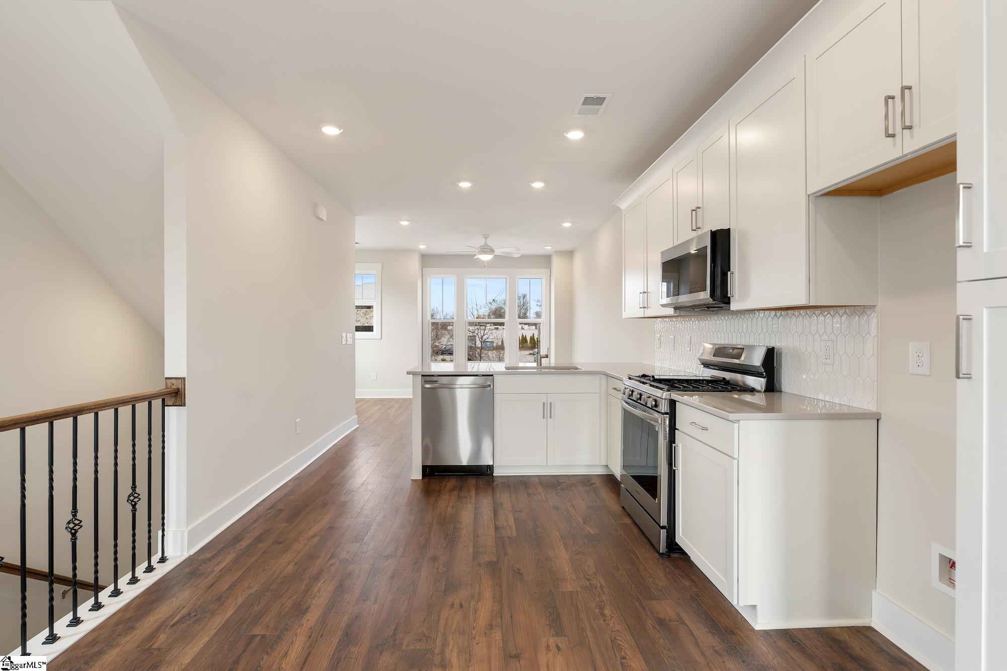 18 Renaissance Row Drive Greenville, SC 29607 - Photo 6 of 23