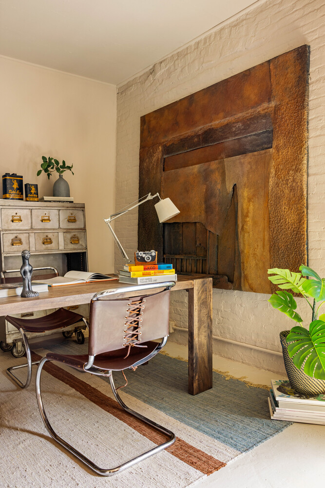 39 Pearl Street, Unit 4R Brooklyn, NY 11201 - Photo 20 of 23 a work place with table and chairs