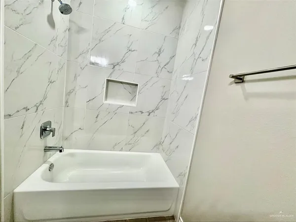 $1,200 | 1413 South Yankton Street, Unit 1, Alton, TX 78573