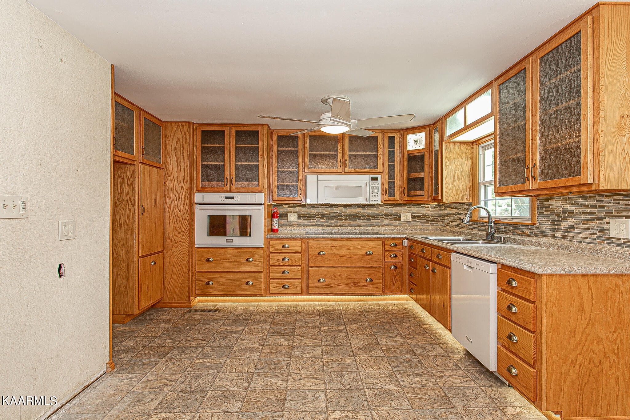 4100 Crestfield Road Knoxville, TN 37921 - Photo 13 of 42 Gallery Image 13