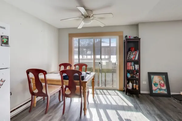 $615,000 | 627 Chardonnay Lane, Crystal Lake, IL 60014