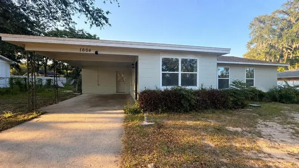 front view of house with a yard