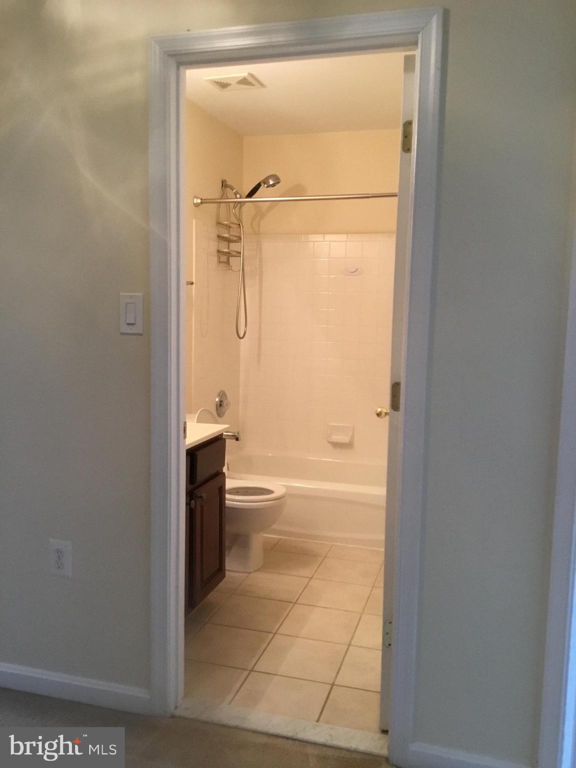 662 McLeary Square Southeast Leesburg, VA 20175 - Photo 12 of 16