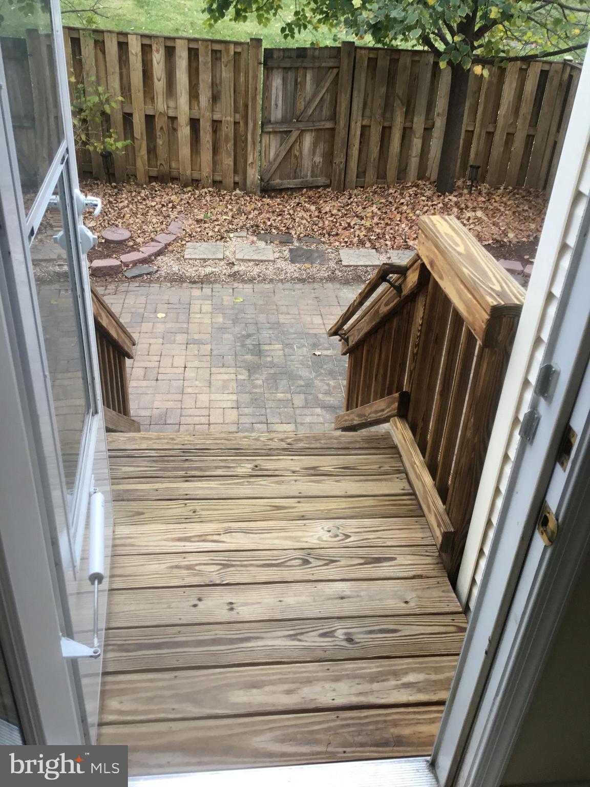 662 McLeary Square Southeast Leesburg, VA 20175 - Photo 15 of 16