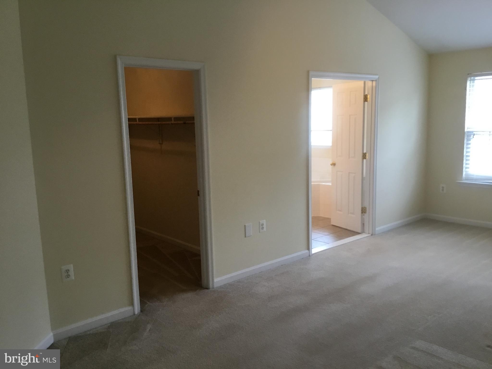 662 McLeary Square Southeast Leesburg, VA 20175 - Photo 10 of 16