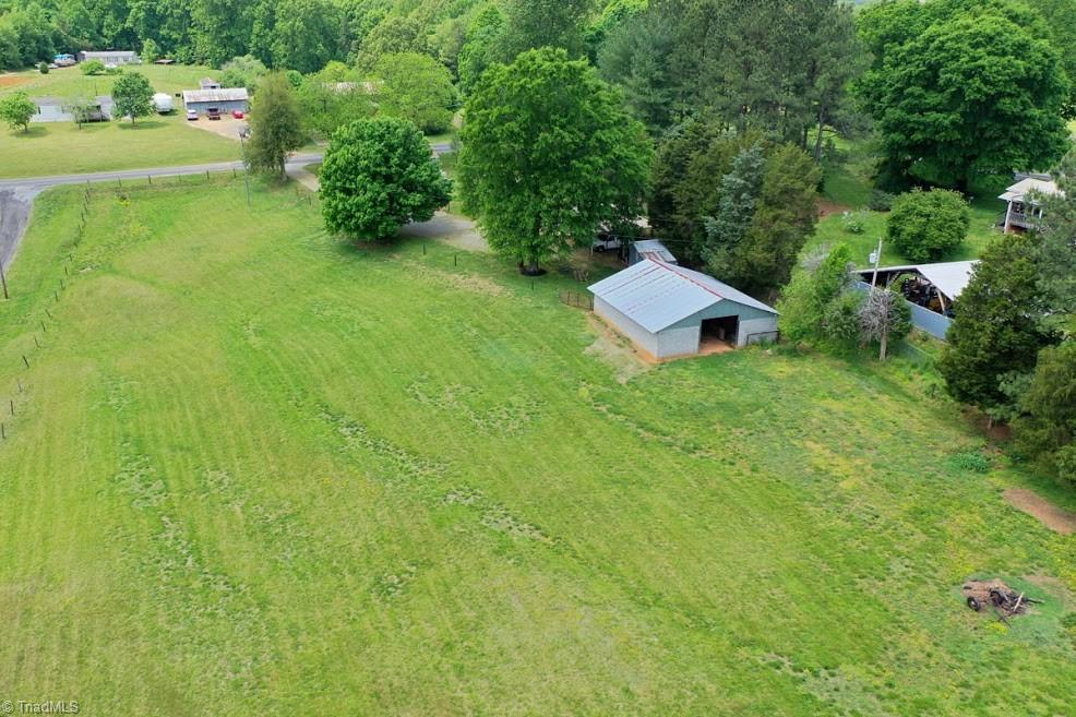 1083 Early James Road Lexington, NC 27295 - Photo 8 of 17 Gallery Image 8