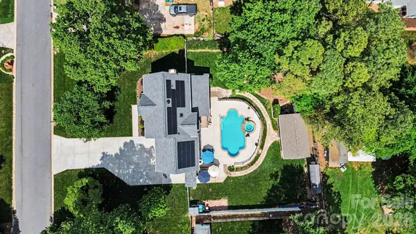 $675,000 | 2705 Greenmont Circle, Belmont, NC 28012