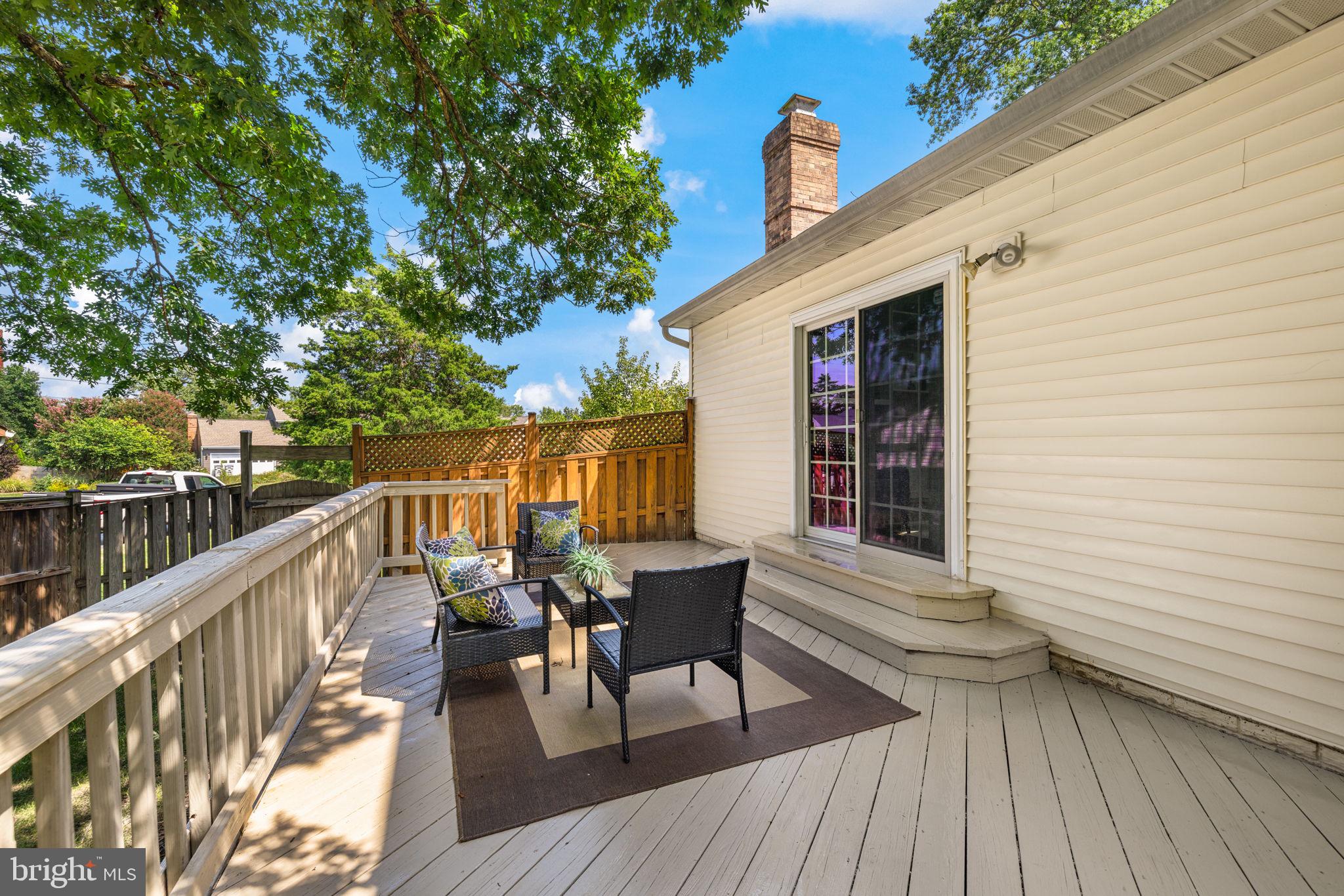 6520 White Post Road Centreville, VA 20121 - Photo 19 of 48 Deck
