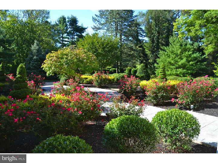 2329 Riverbend Road Allentown, PA 18103 - Photo 3 of 21 Gallery Image 3
