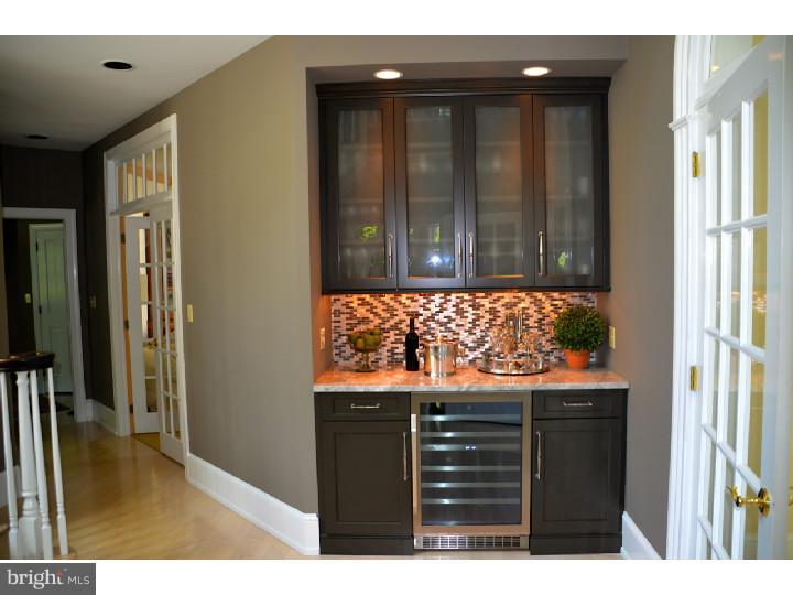 2329 Riverbend Road Allentown, PA 18103 - Photo 7 of 21 Gallery Image 7