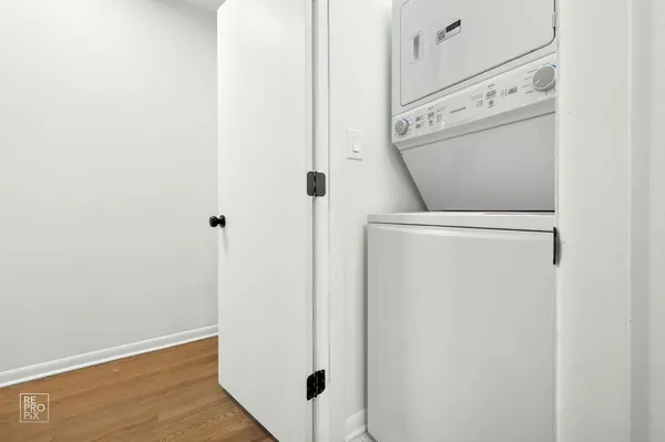 $1,995 | 7357 North Winchester Avenue, Unit 2M, Chicago, IL 60626