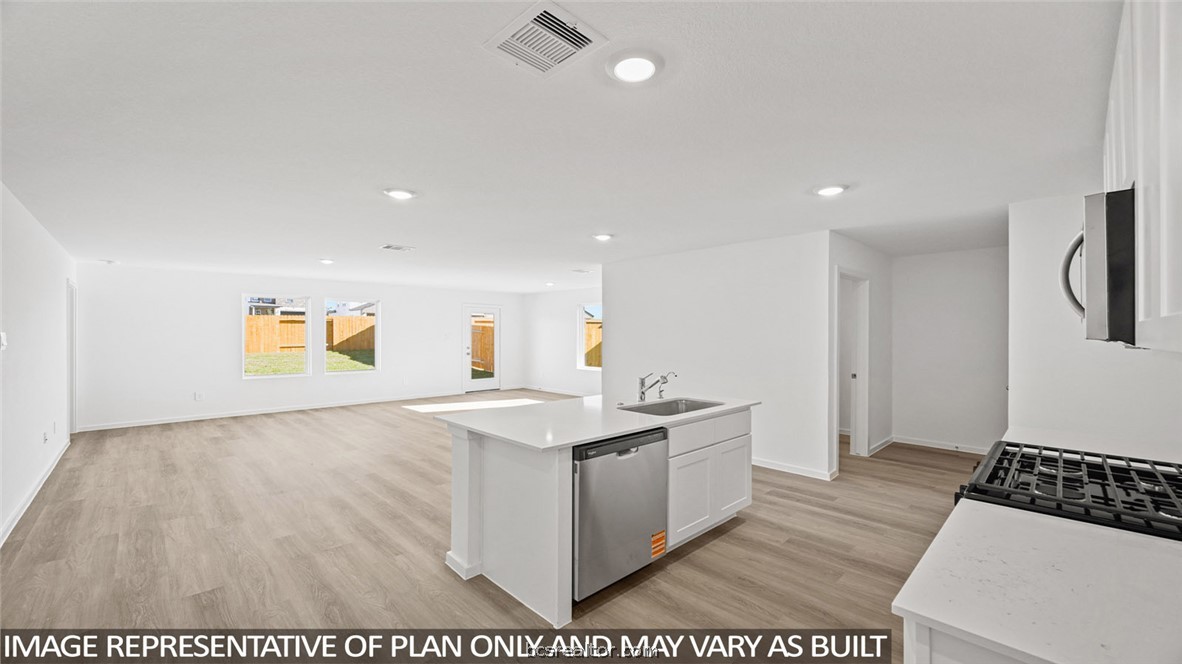 212 Paco Loop Caldwell, TX 77836 - Photo 2 of 22 Gallery Image 2