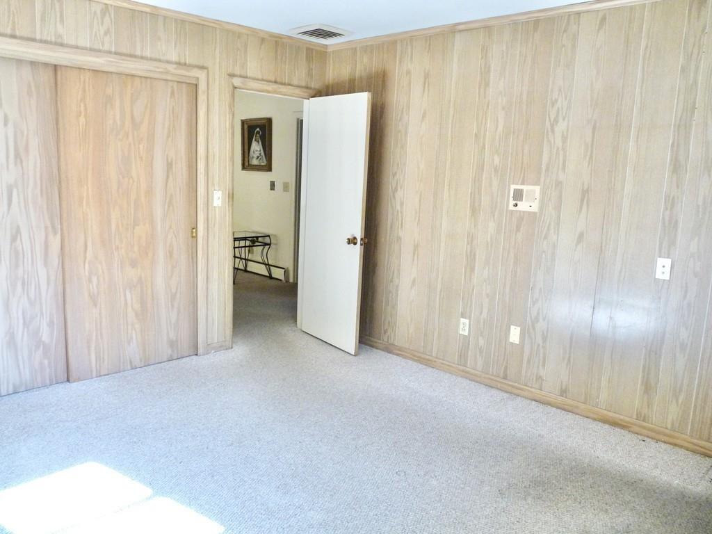 376 Dudley Road Newton, MA 02459 - Photo 23 of 35
