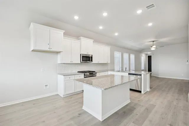 $299,765 | 3925 Allred Drive, Crandall, TX 75114