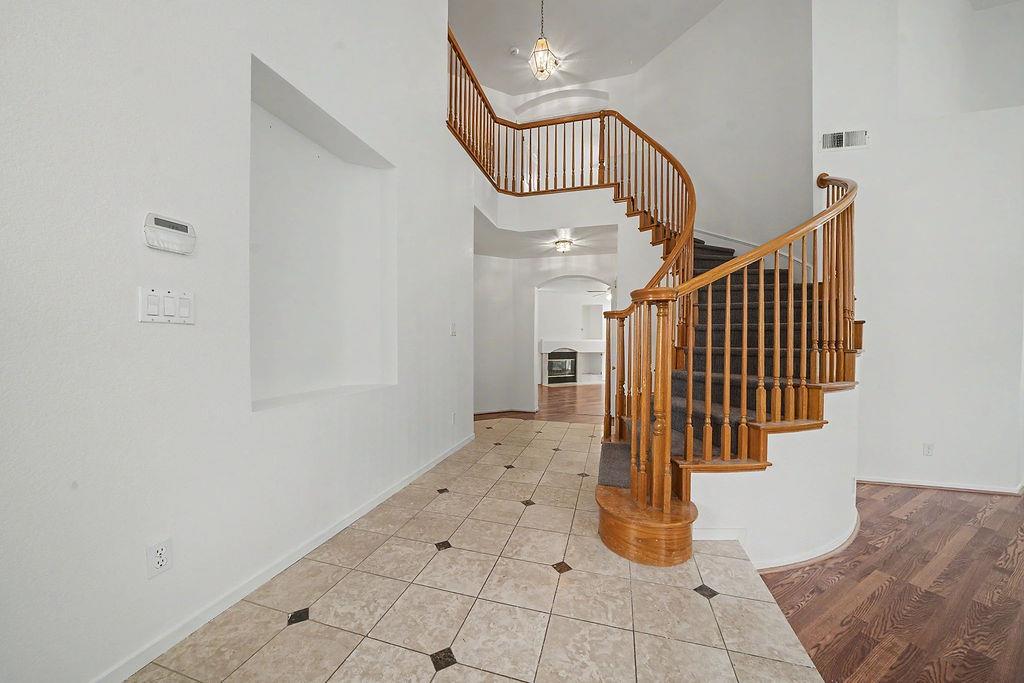 1066 Ruess Road Ripon, CA 95366 - Photo 10 of 71 Gallery Image 10