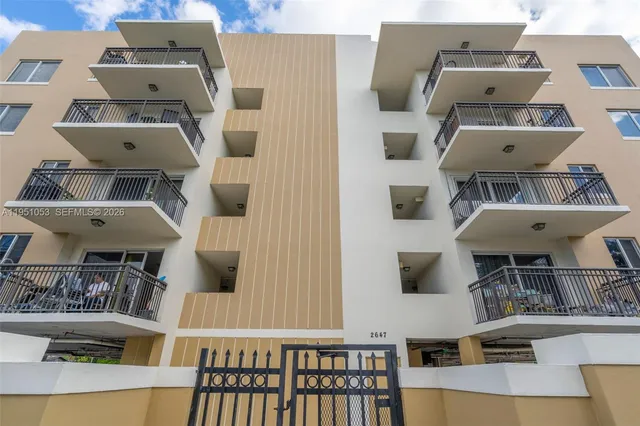 $237,500 | 2647 Northwest 25th Avenue, Unit 507, Miami, FL 33142