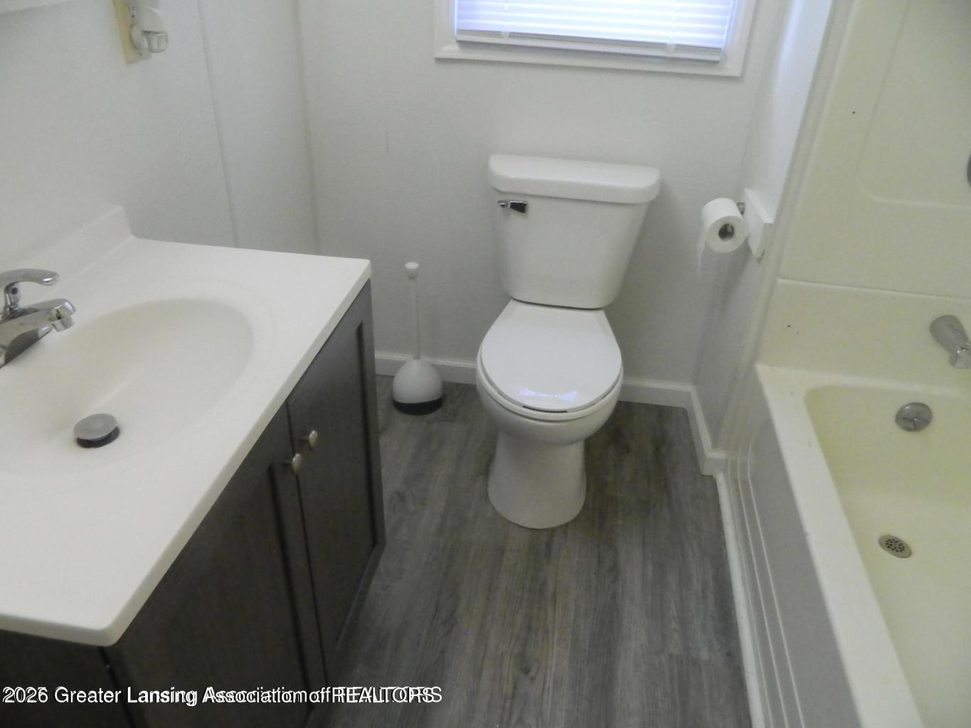 2936 Jolly Road Okemos, MI 48864 - Photo 8 of 19 Jolly 8