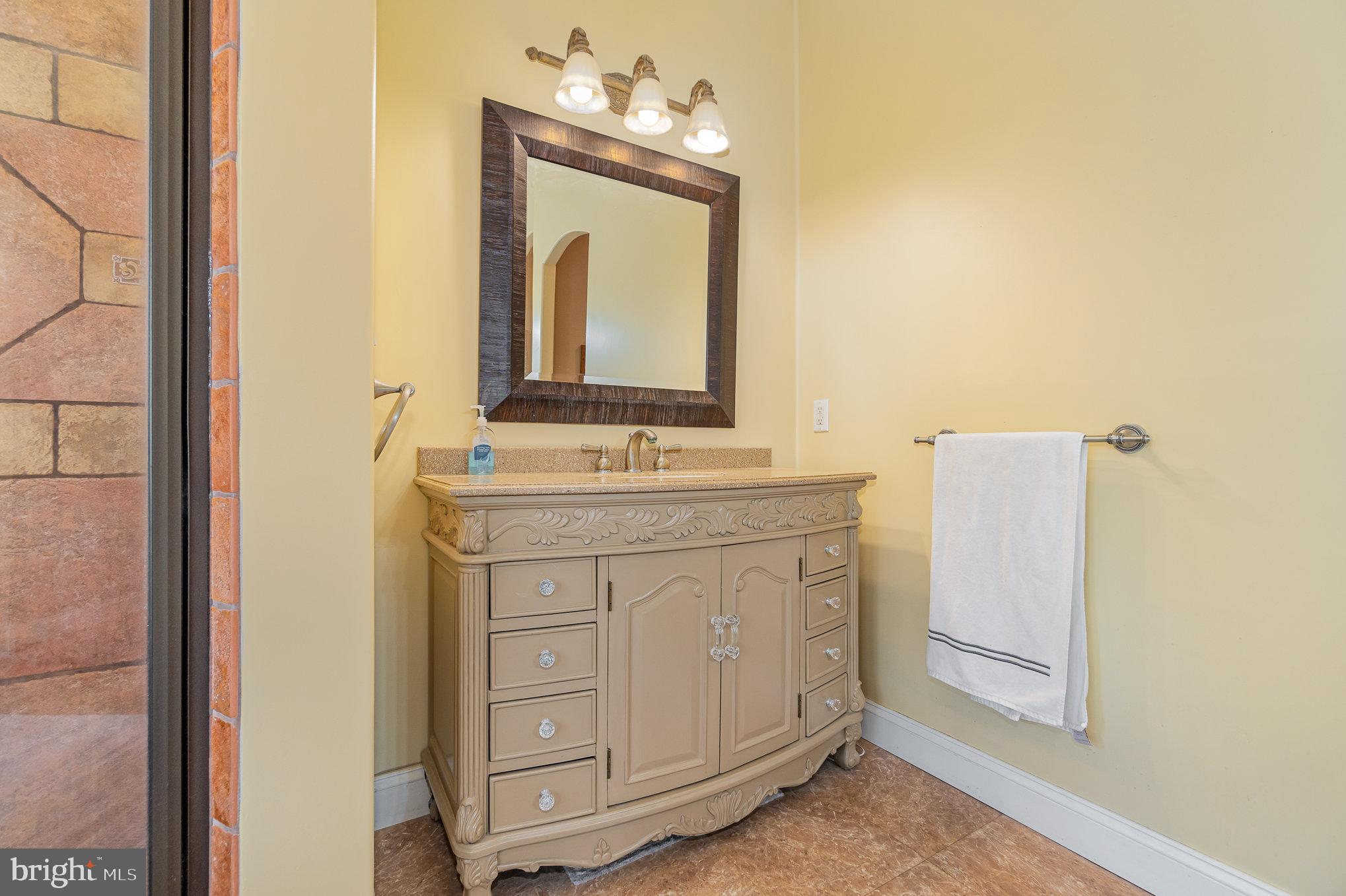 6520 Orefield Road Spring Grove, PA 17362 - Photo 19 of 57