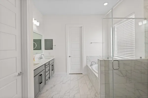 $3,600 | 10807 Cloaked Wing Court, Cypress, TX 77433