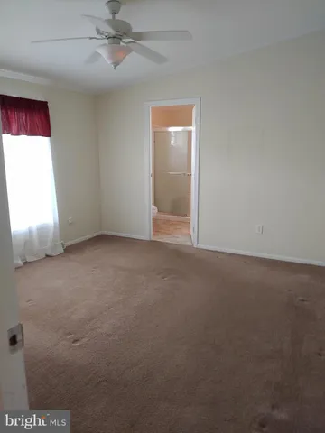 a view of empty room with window