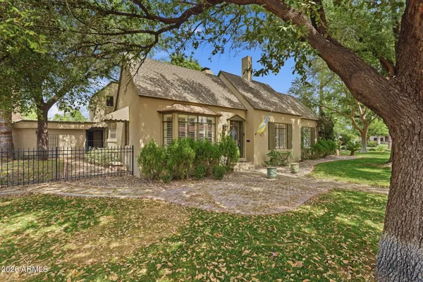 $5,495 | 1238 West Coronado Road, Phoenix, AZ 85007