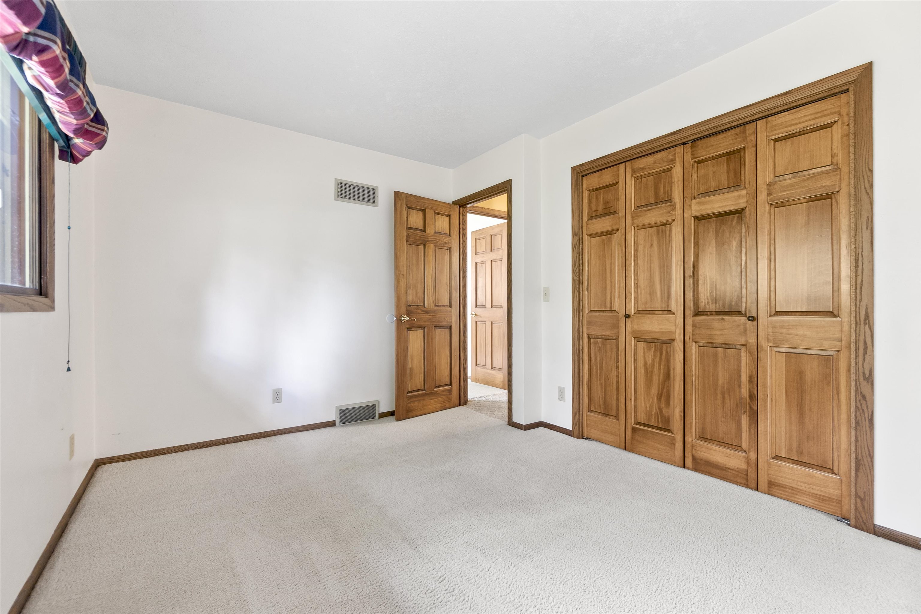 323 Old Pioneer Road Fond du Lac, WI 54935 - Photo 20 of 51