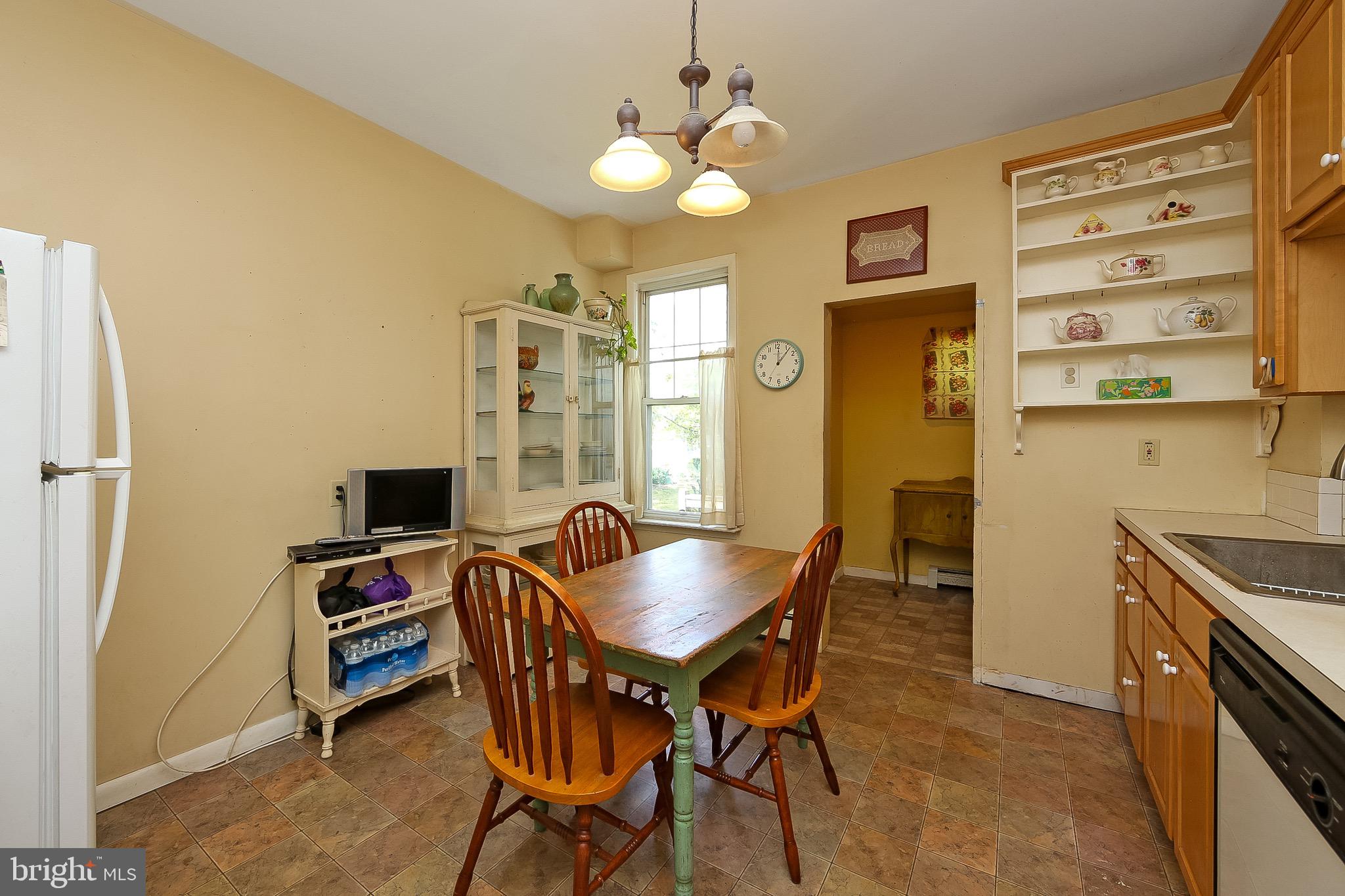 520 Walnut Avenue Lindenwold, NJ 08021 - Photo 5 of 31 Gallery Image 5