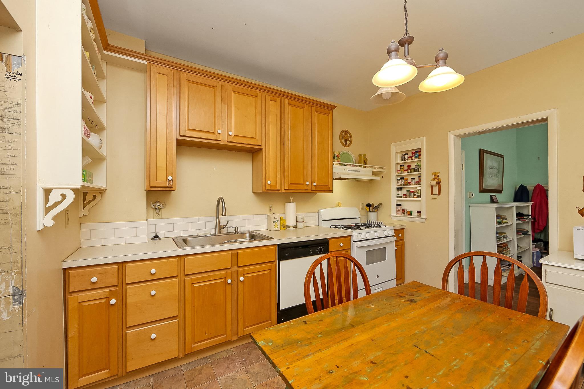 520 Walnut Avenue Lindenwold, NJ 08021 - Photo 7 of 31 Gallery Image 7
