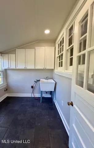 $369,000 | 1026 Sligo Street, Woodville, MS 39669