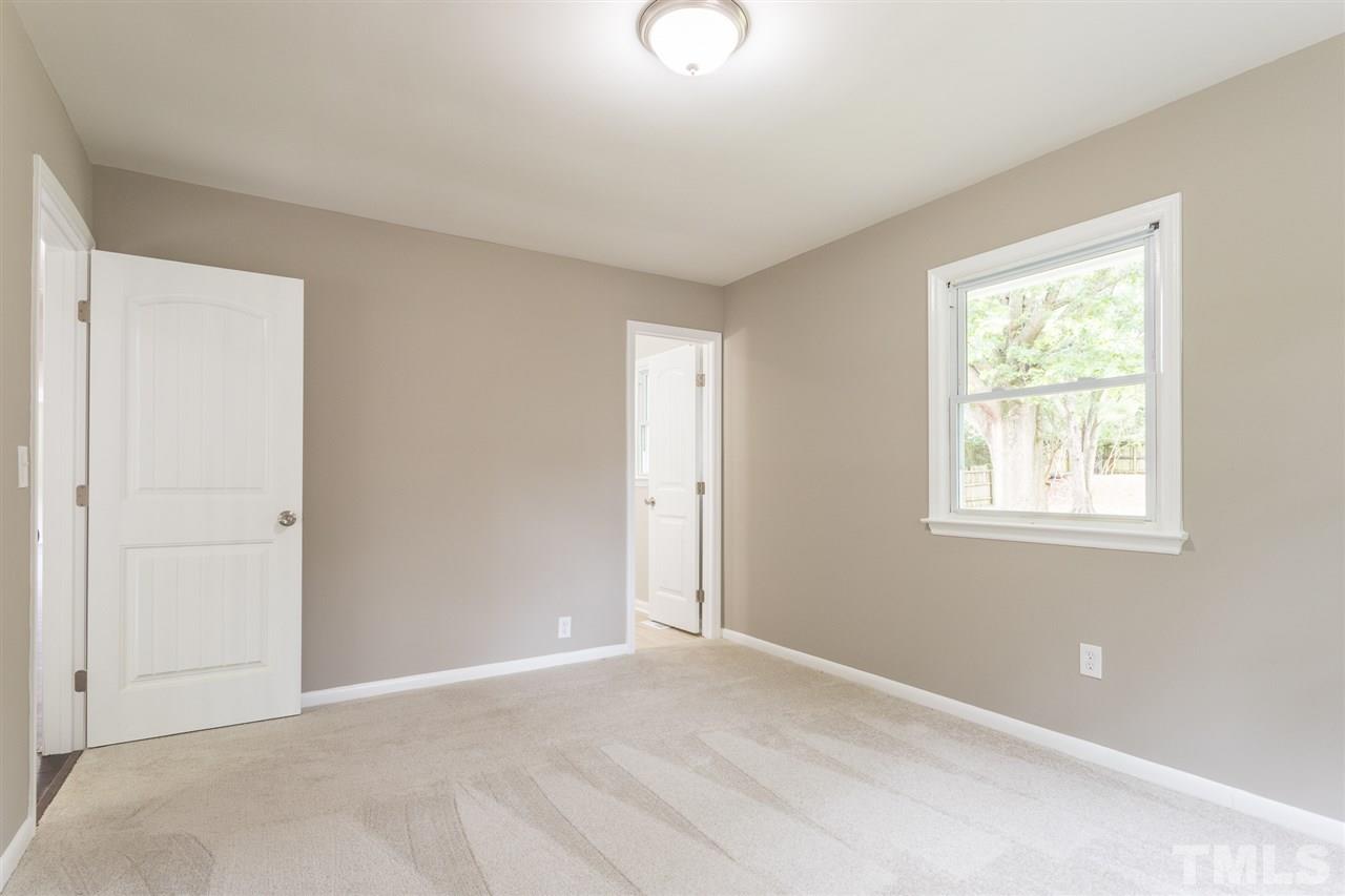 2623 Freemont Road Durham, NC 27705 - Photo 5 of 25 Gallery Image 5
