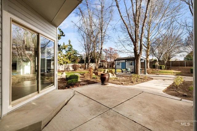 $975,000 | 2910 South Mayflower Way, Boise, ID 83709