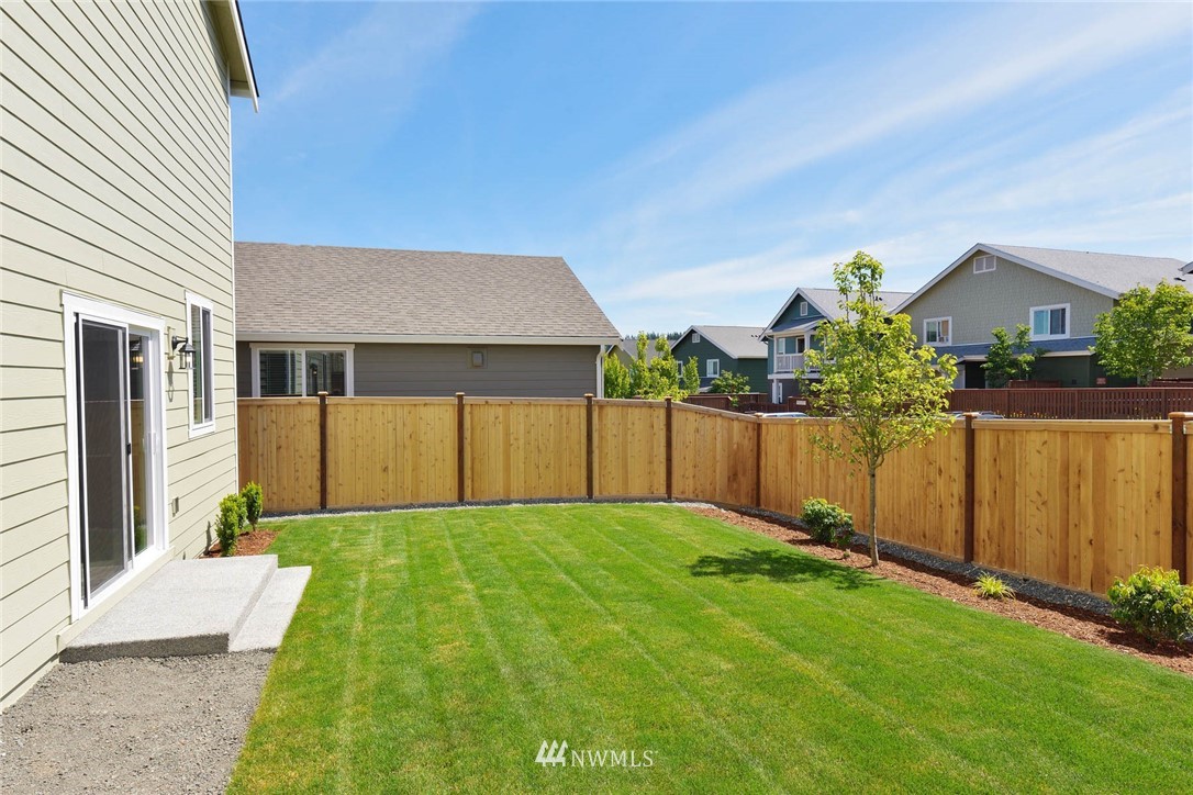 190 Russell Road Bremerton, WA 98312 - Photo 3 of 16 Gallery Image 3
