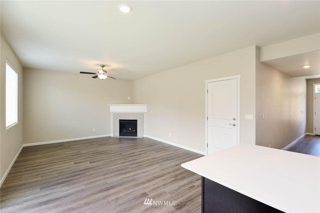 190 Russell Road Bremerton, WA 98312 - Photo 7 of 16 Gallery Image 7